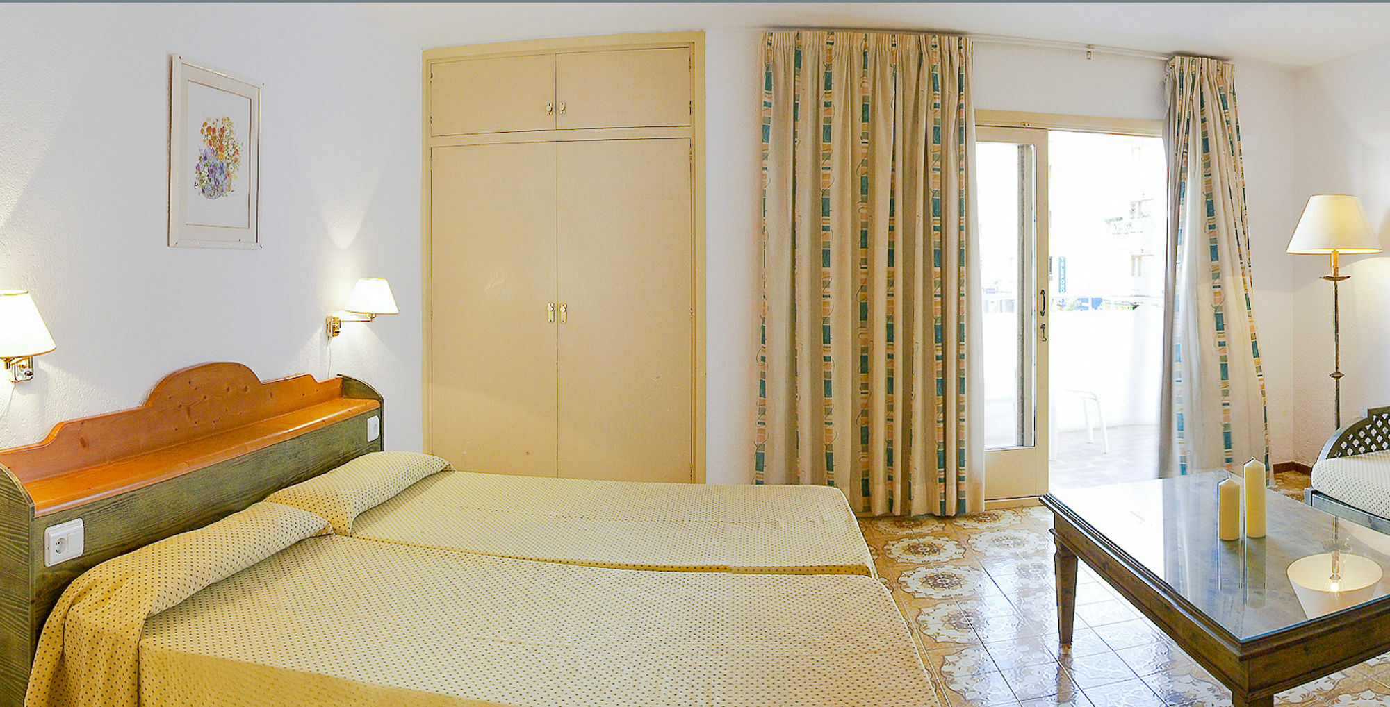 Apartamentos Bon Lloc Santa Eulária des Riu Exterior foto